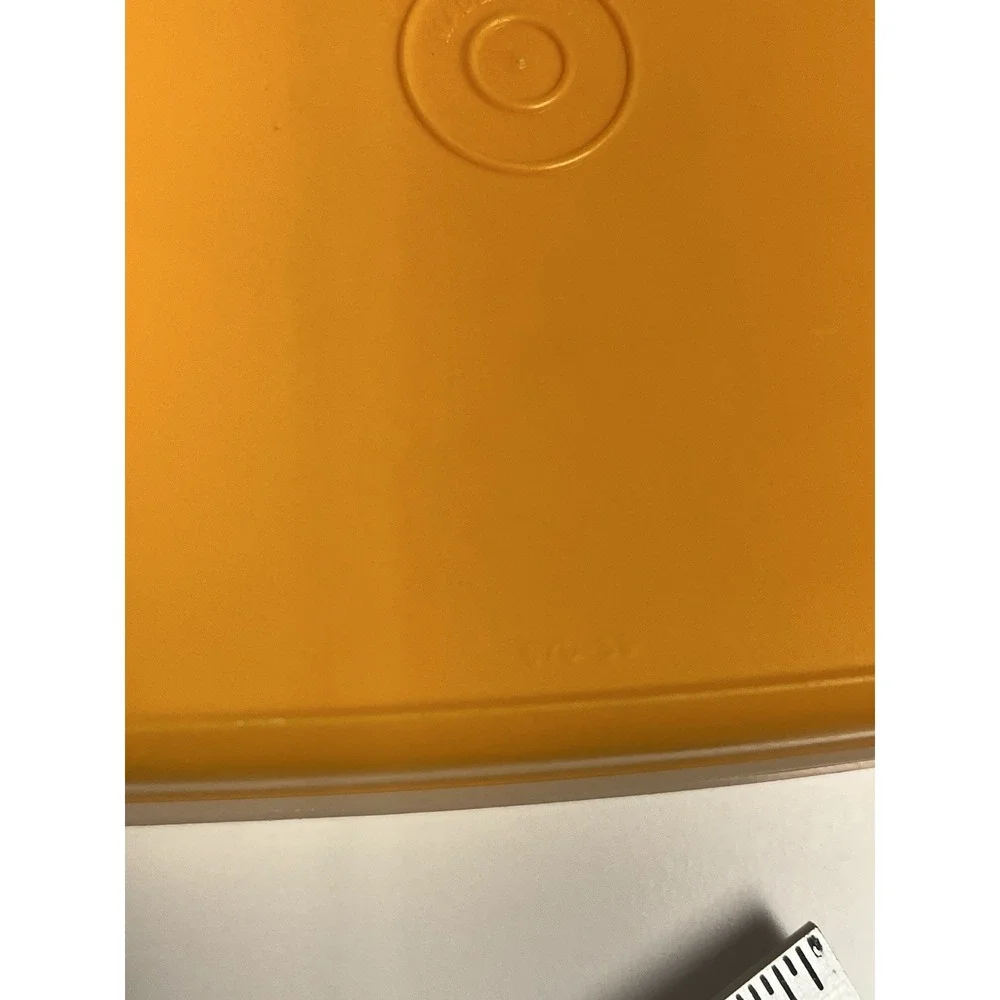 Tupperware vintage square